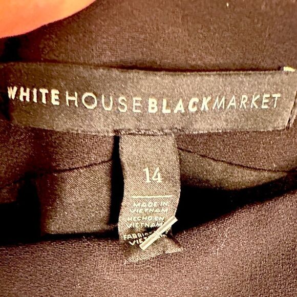 WHBM Women's Longline Studded
NWT Size 14 - Picture 3 of 3